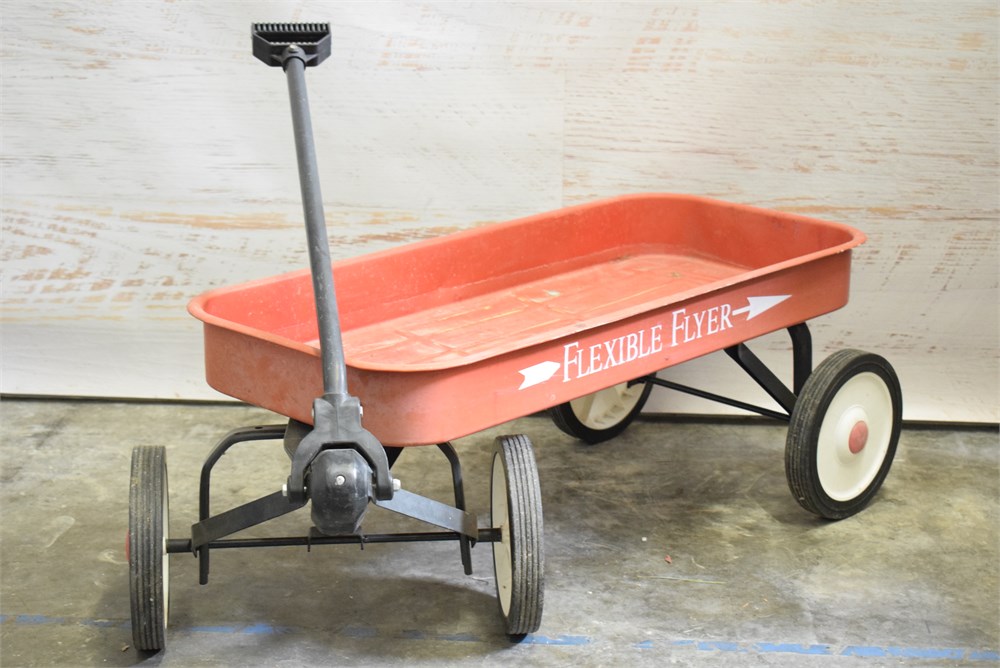 Placer Auctions Flexible Flyer Red Wagon