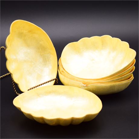 Set of 7 Bakelite Decorative Sea Shell Bowls