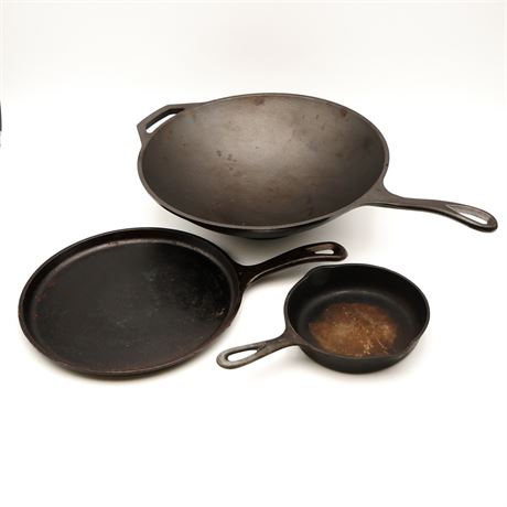 Lodge & Wagner Ware Cast Iron Cookware (Total of 3)