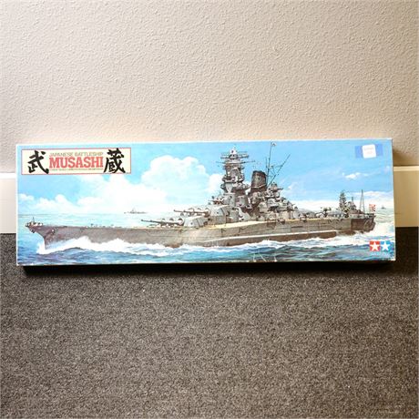 Tamiya Imperial Japanese Navy Battleship Musashi 1:350 Scale Model Kit