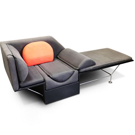 Authentic Inno Modern Finnish "Flip" Chaise Lounge by Harri Korhonen for Inno