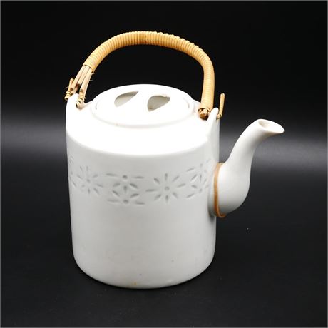 Ceramic Teapot w/Rattan Handle