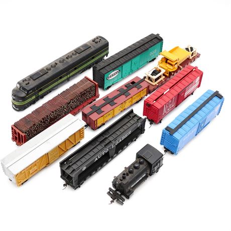 Lot of 10 HO Scale Trains and Train Cars