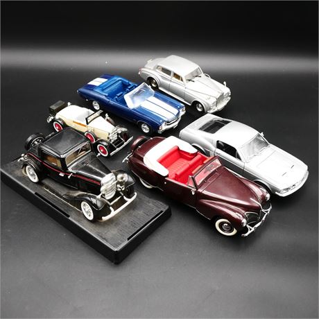 Lot of 6 Assorted Die Cast Scale Model Cars