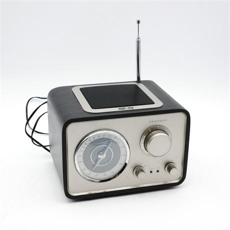 Crosley Solo AM/FM/AUX Radio CR3003A-BK