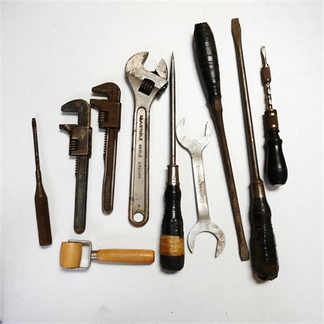 Assorted Tools (Total of 10)